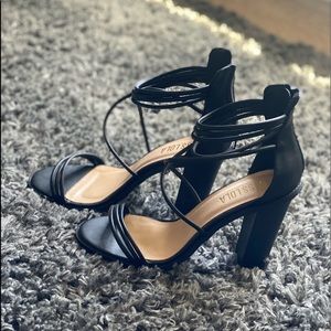 Miss Lola heels brand new